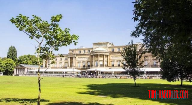 Buckingham Sarayı bahçesinde pikniğe izin geldi