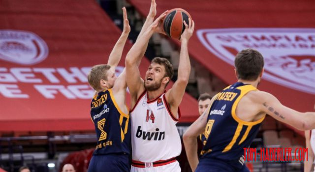 THY Euroleague'de son hafta MVP'si Sasha Vezenkov