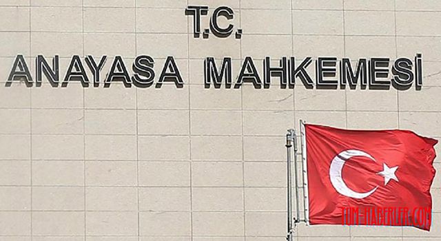 Anayasa Mahkemesi 3 parti hakkında suç duyurusu yaptı
