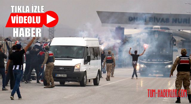 Lider Beşiktaş kafilesi Sivas'a geldi