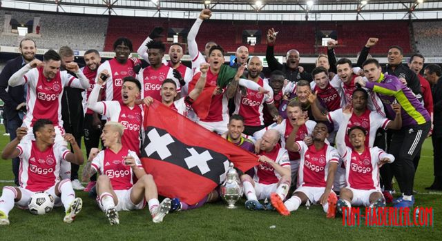 Hollanda şampiyonu Ajax!