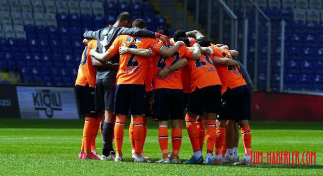 Başakşehir geri dönüşlerle lige tutundu