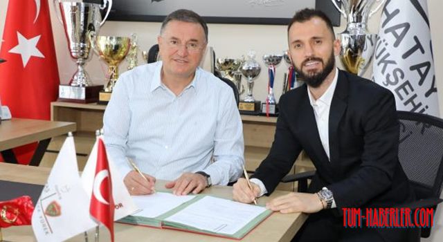 Hatayspor Emre Çolak'ı transfer etti