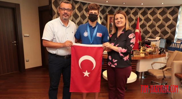 Avrupa şampiyonu yüzücünün hedefi Olimpiyat şampiyonluğu