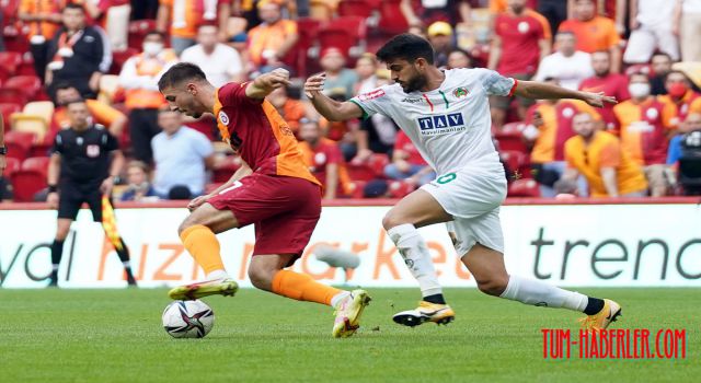 Galatasaray son dakikada yıkıldı