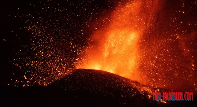 Kanarya Adaları'ndaki yanardağda patlamalar şiddetini artırdı