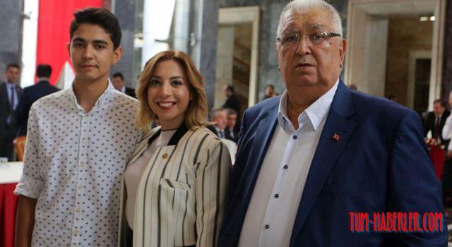 Muğla Milletvekili Yelda Erol Gökcan'ın eşi Kovid-19 nedeniyle hayatını kaybetti