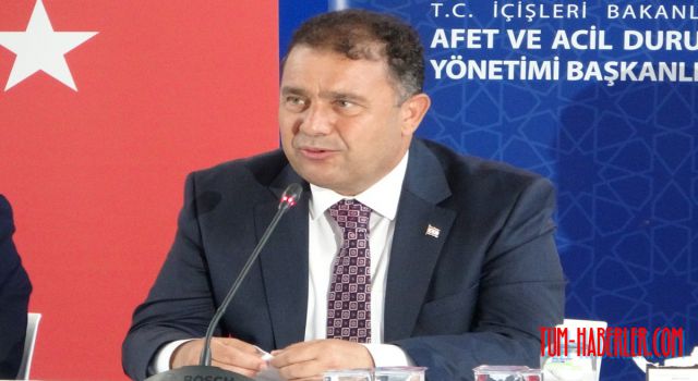 KKTC Başbakanı Ersan Saner istifasını sundu