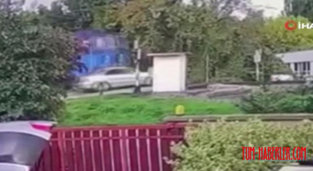 Slovakya'da yük treni otomobili biçti: 1 ölü