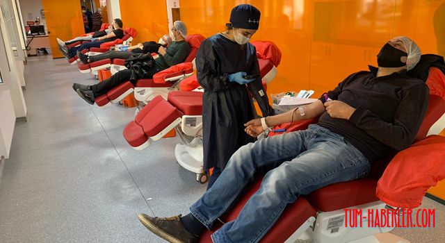 Kızılay'ın kan bağışı kampanyasına yoğun ilgi sürüyor