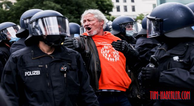 Almanya'da siyasi suç oranı yüzde 23 arttı