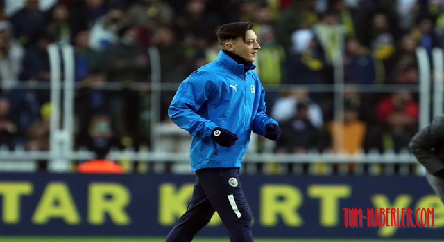 Mesut Özil: Fenerbahçe'den başka bir takımda kariyerimi noktalamayacağım