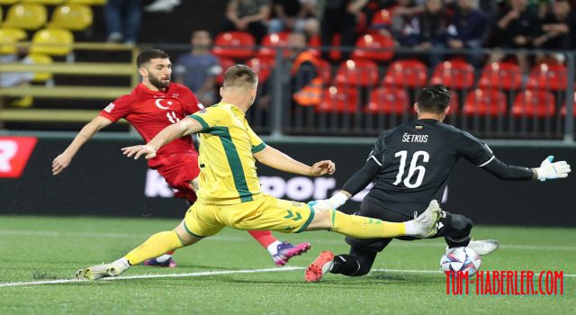 Doğukan Sinik, ilk gollerini Litvanya'ya attı