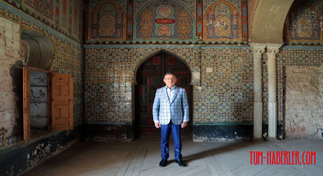 Fuat Oktay, Cezayir'de Bey Sarayı'nı ziyaret etti