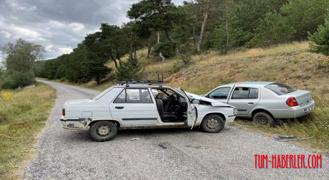 Yozgat’ın Akdağmadeni ilçesinde trafik kazası
