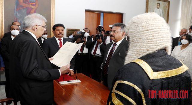 Sri Lanka'nın yeni devlet başkanı yemin etti