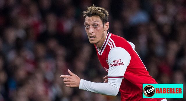Dünya starı Özil de 'Azerbaycan!' dedi!