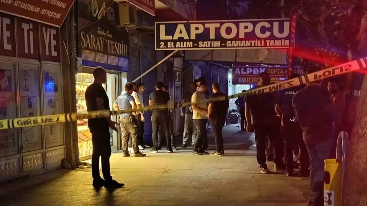 Eşlerin Tartışma Kanlı Bitti: Eşini vurarak öldürdü