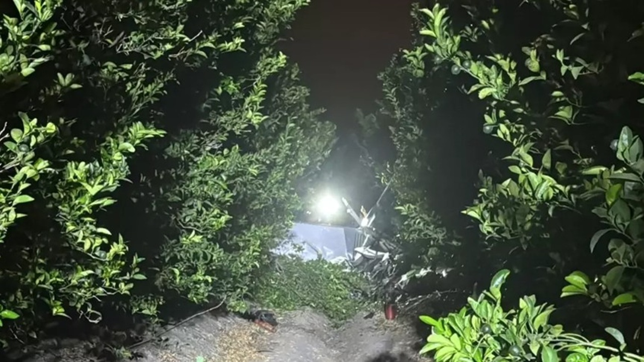 Adana'da Yüreğir’de eğitim uçağı düştü