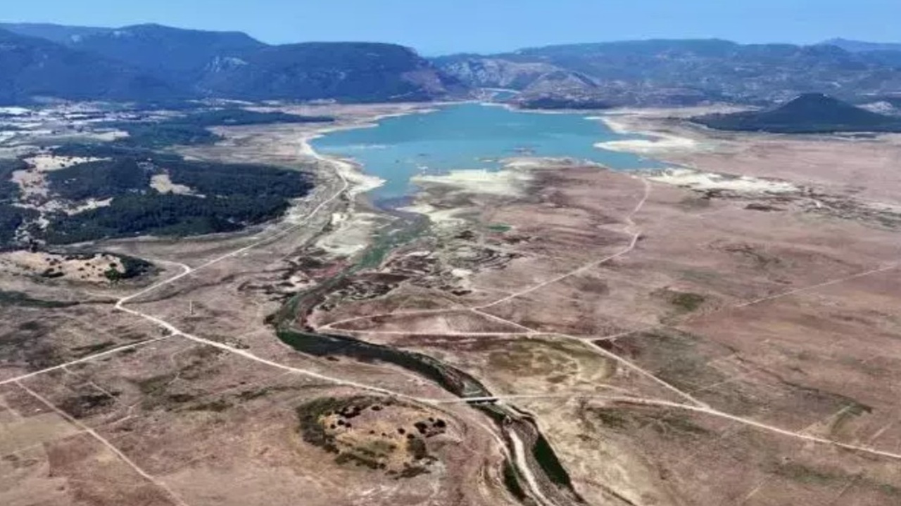 İzmir’de Kritik Uyarı: Su Kesintileri Artık 3 Günde Bir Yapılacak