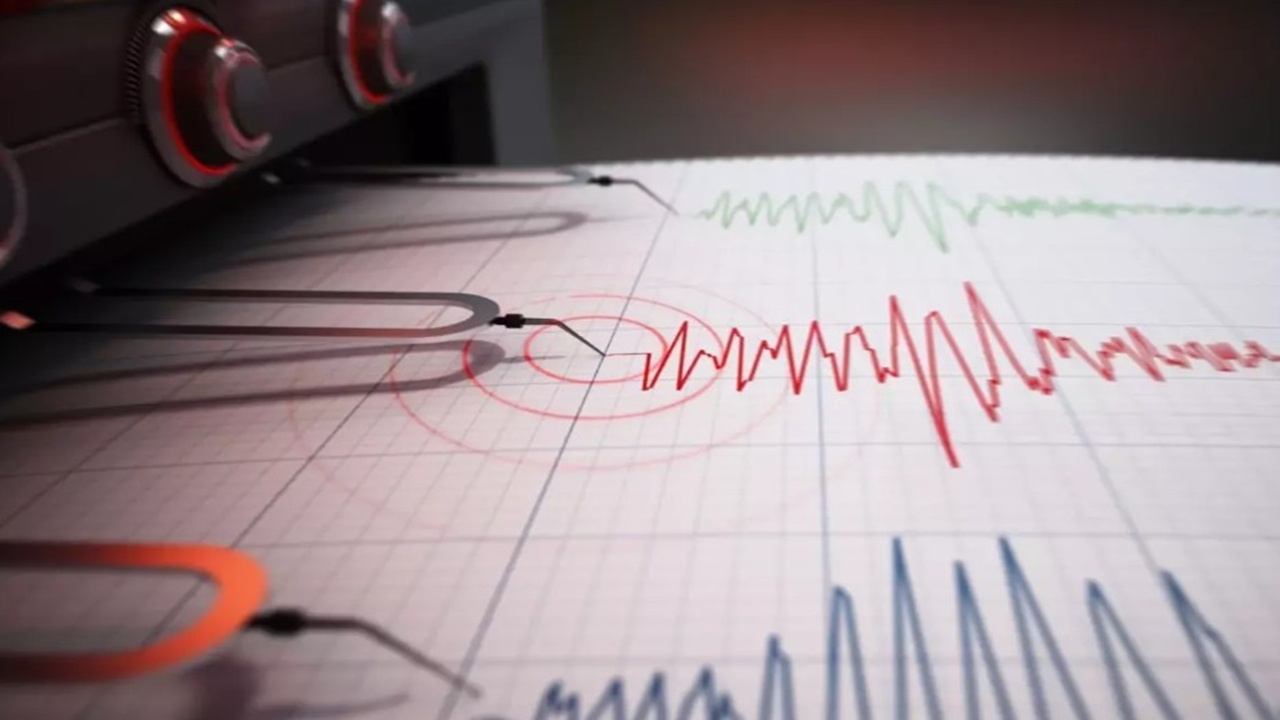Balıkesir Sındırgı 4.3’lük Depremle Sarsıldı