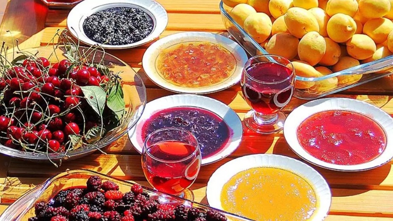 Fruktoz Tehlikesi: Şekerli İçecekler Karaciğeri Yağlandırıyor, Diyabet Riskini Artırıyor!