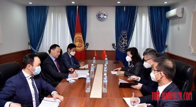 Kırgızistan, Çin'den ücretsiz Kovid-19 aşısı alacak