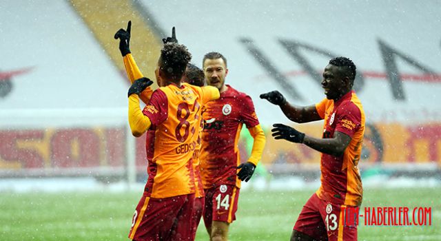 Galatasaray evindeki yenilmezliğini 9'a çıkardı